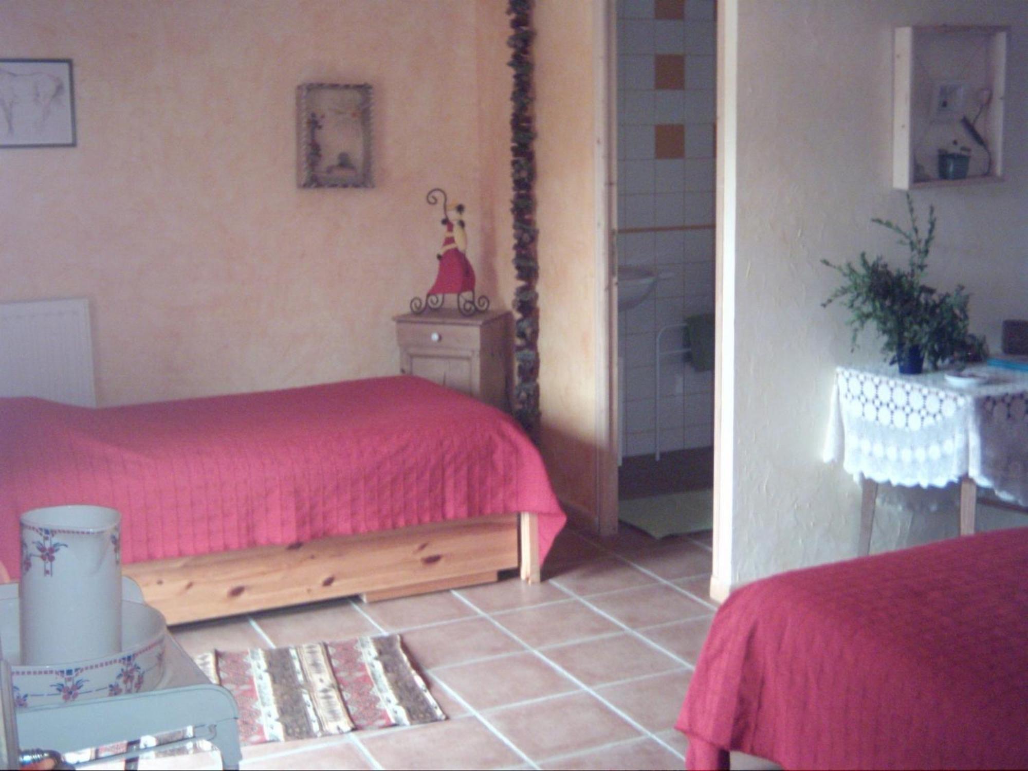 Che'Val D'Amour Ecleux Exterior photo